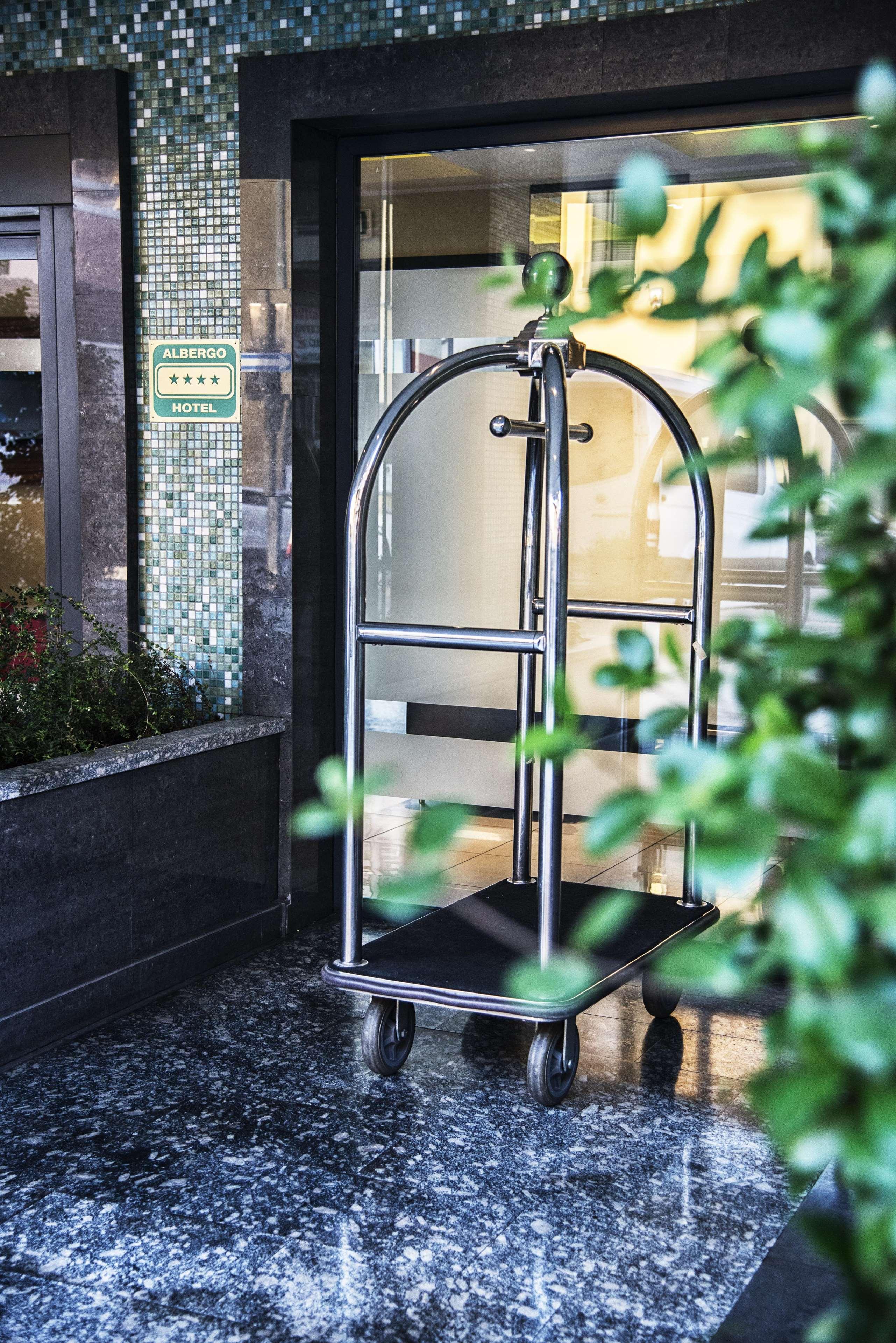 Acca Palace Aa Hotels Milano Esterno foto
