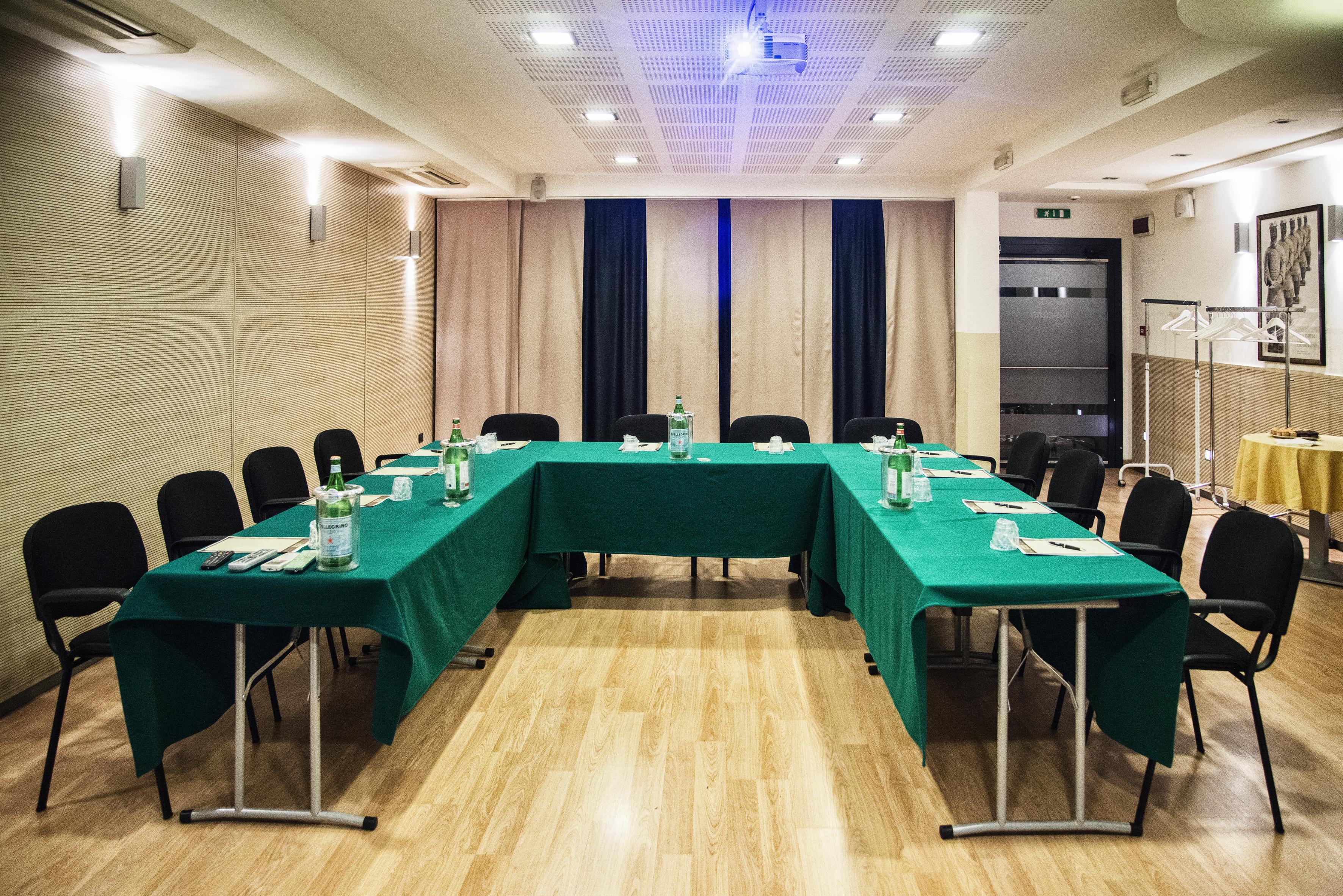 Acca Palace Aa Hotels Milano Esterno foto